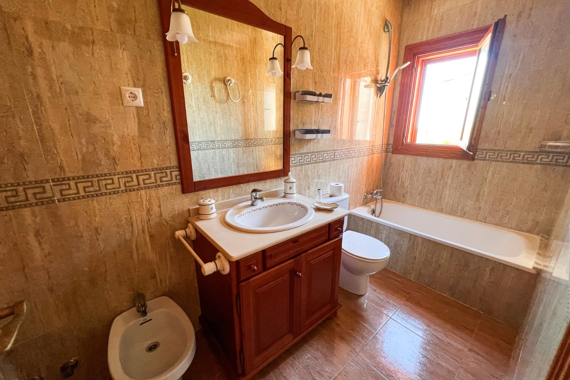 Resale - Townhouse / Duplex / Corner - Torrevieia - Torrevieja