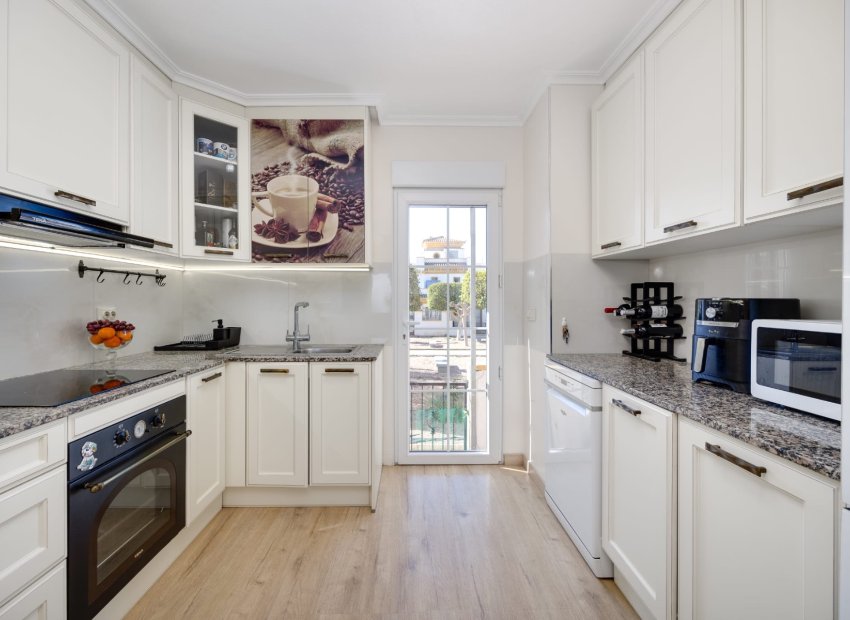 Resale - Townhouse / Duplex / Corner - Torrevieia - Torrevieja