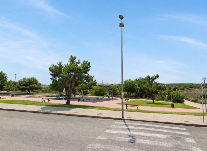 Resale - Townhouse / Duplex / Corner - Torrevieia - Torrevieja