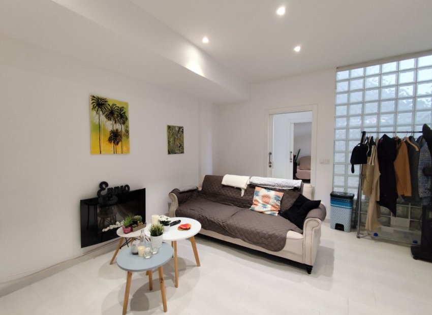 Resale - Townhouse / Duplex / Corner - Torrevieia - Torrevieja