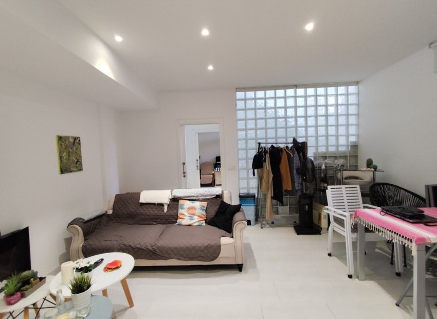 Resale - Townhouse / Duplex / Corner - Torrevieia - Torrevieja