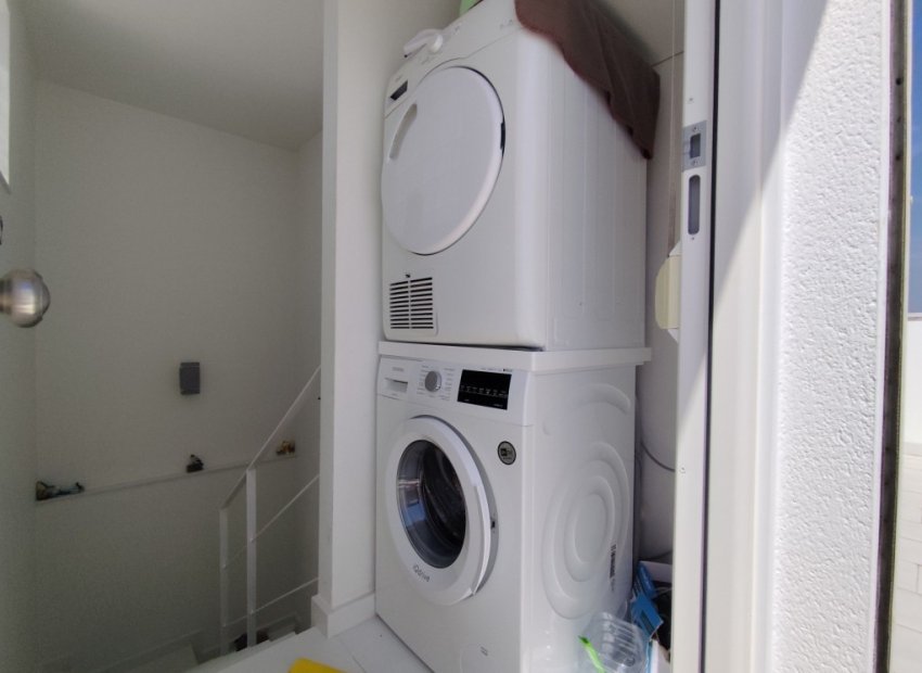 Resale - Townhouse / Duplex / Corner - Torrevieia - Torrevieja