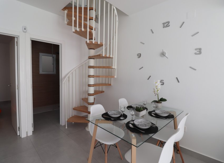 Resale - Townhouse / Duplex / Corner - Torrevieja - San Luis