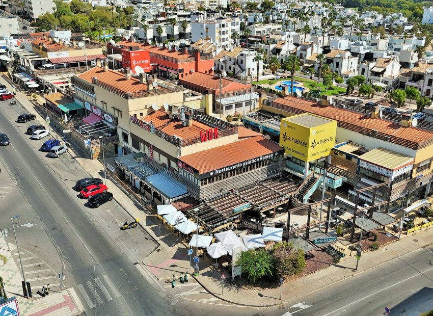 Resale - Townhouse / Duplex / Corner - Villamartín - Los Dolses