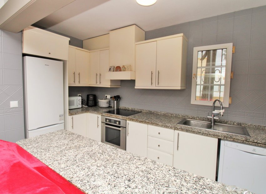 Resale - Townhouse / Duplex / Corner - Villamartín - Los Dolses