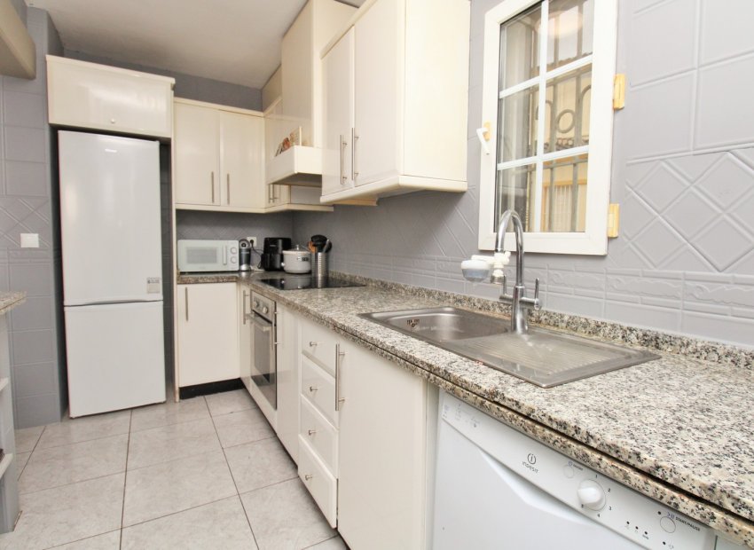 Resale - Townhouse / Duplex / Corner - Villamartín - Los Dolses