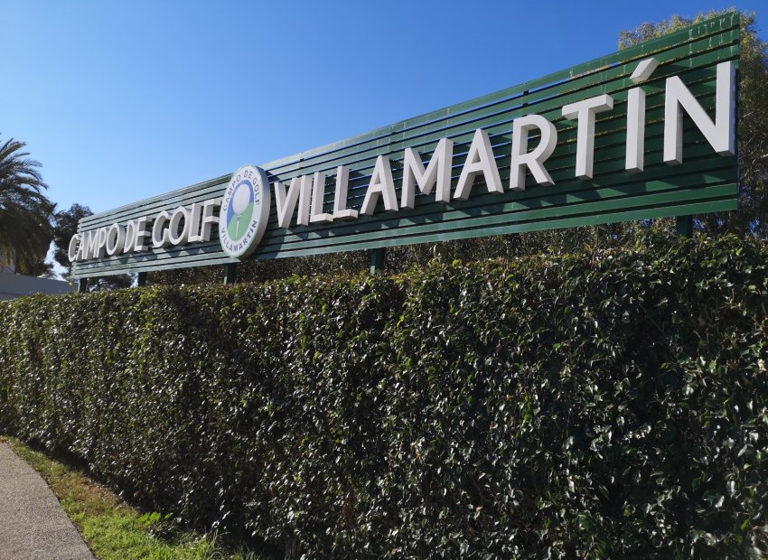 Resale - Townhouse / Duplex / Corner - Villamartín - Los Dolses