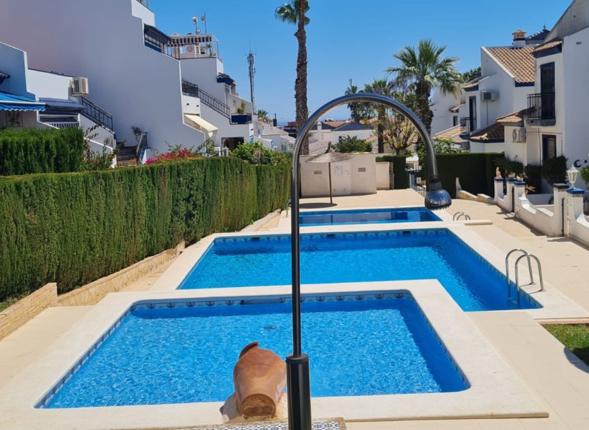 Resale - Townhouse / Duplex / Corner - Villamartín - Los Dolses