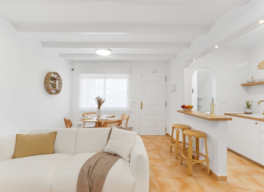 Resale - Townhouse / Duplex / Corner - Villamartín - Monte Golf