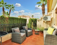 Resale - Townhouse / Duplex / Corner - Villamartín - PAU 8