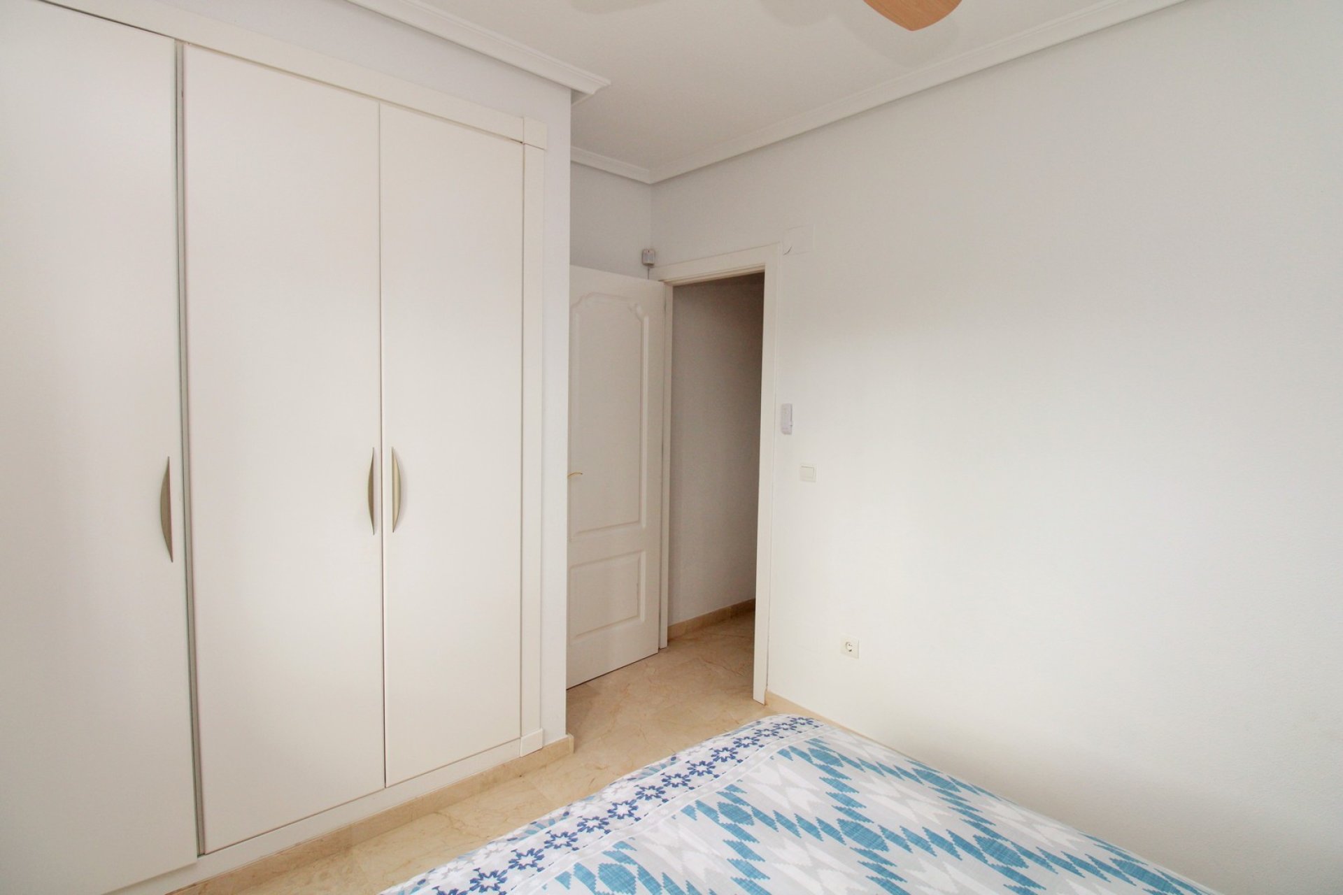 Resale - Townhouse / Duplex / Corner - Villamartín - PAU 8