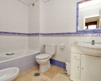 Resale - Townhouse / Duplex / Corner - Villamartín - PAU 8