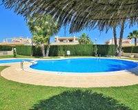 Resale - Townhouse / Duplex / Corner - Villamartín - PAU 8