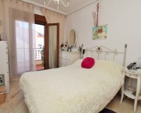 Resale - Townhouse / Duplex / Corner - Villamartín - PAU 8