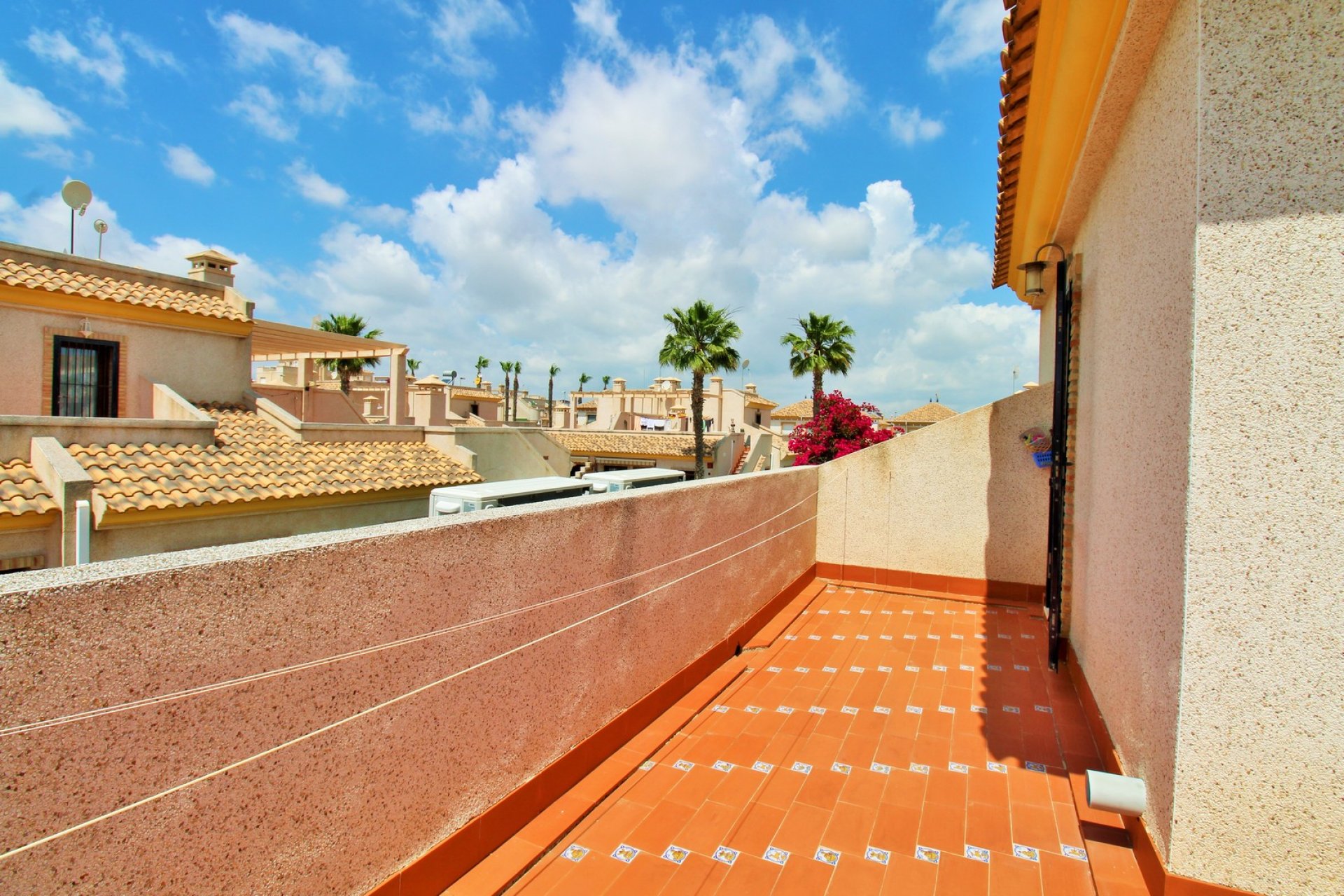 Resale - Townhouse / Duplex / Corner - Villamartín - PAU 8