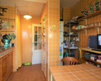 Resale - Townhouse / Duplex / Corner - Villamartín