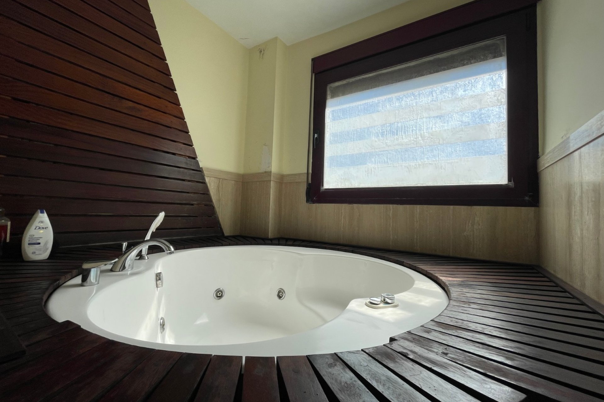 Resale - Townhouse / Duplex / Corner - Villanueva Rio Segura - Villanueva