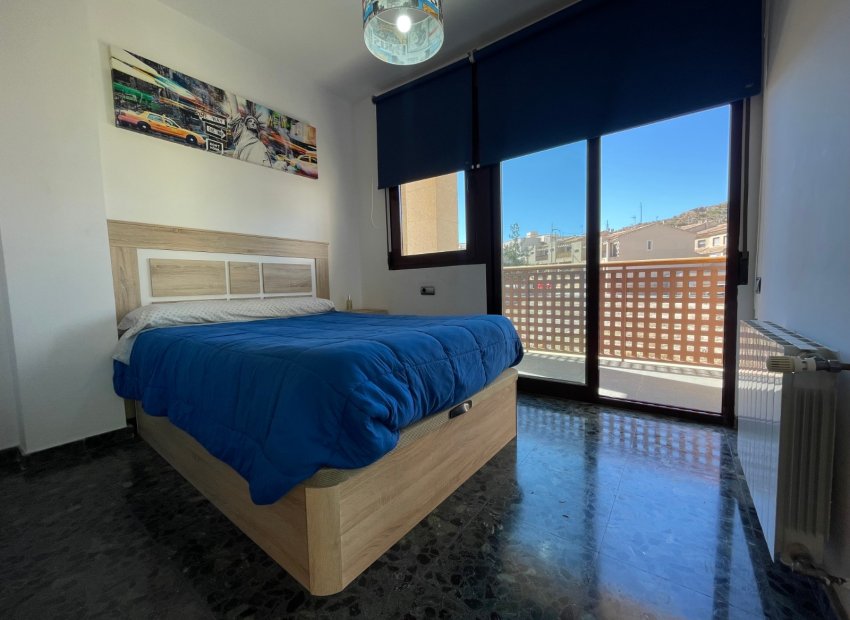 Resale - Townhouse / Duplex / Corner - Villanueva Rio Segura - Villanueva