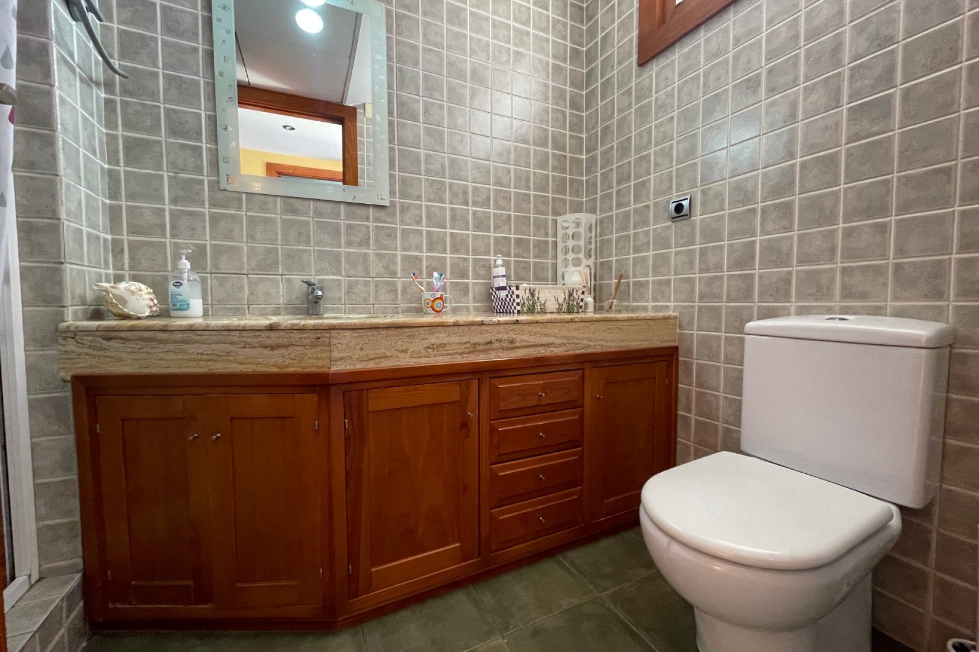 Resale - Townhouse / Duplex / Corner - Villanueva Rio Segura - Villanueva