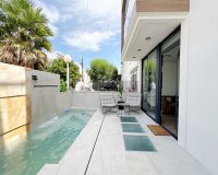 Resale - Townhouse / Terraced House - Torrevieia - Torrevieja