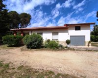 Resale - Villa - Alcoy - Urbanizaciones