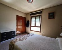 Resale - Villa - Alcoy - Urbanizaciones
