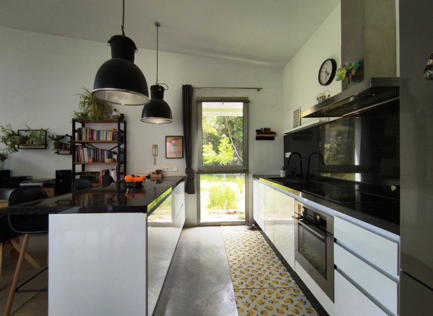 Resale - Villa - Alfafara