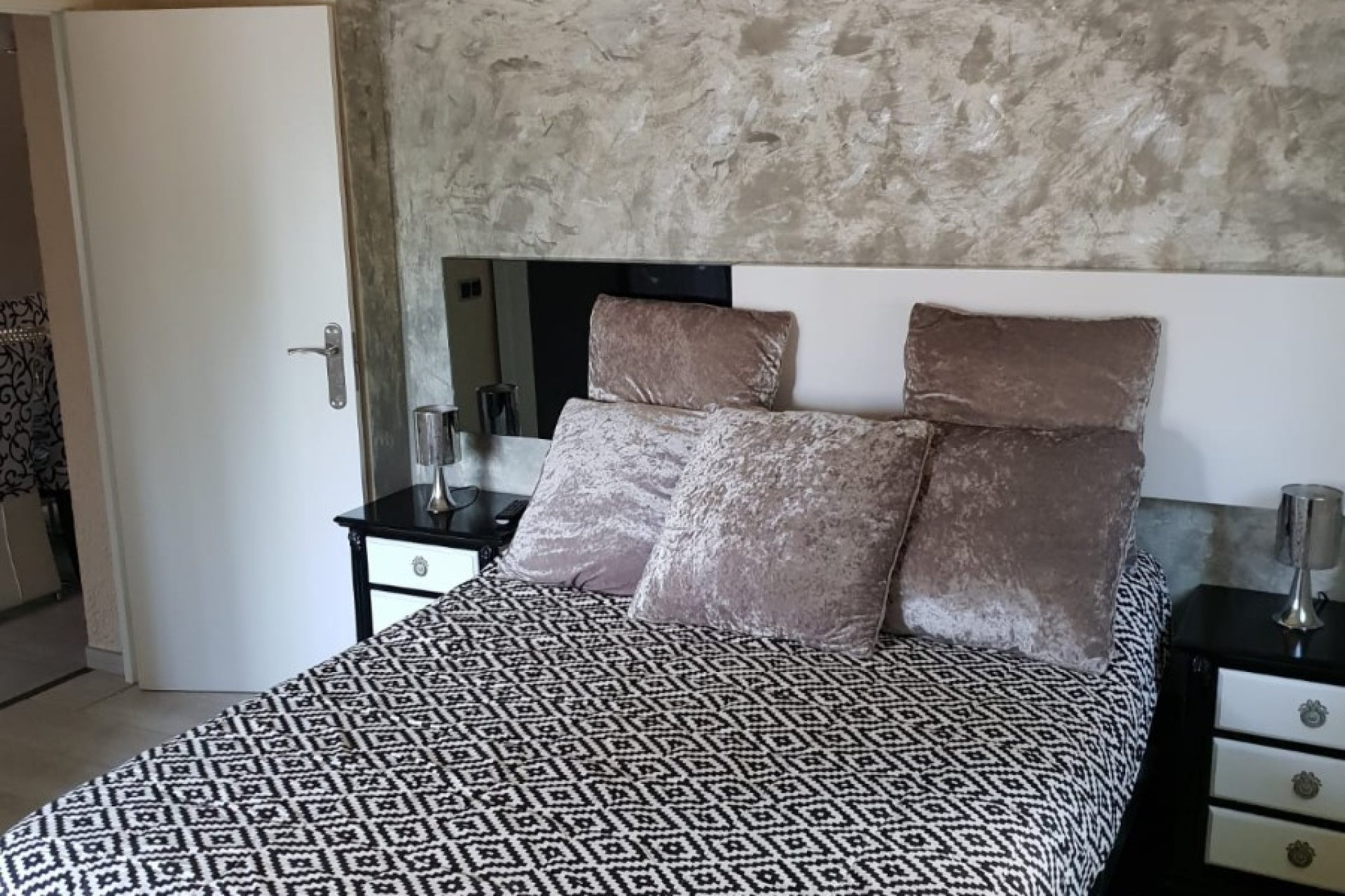 Resale - Villa - Alfas del Pí - Urbanizaciones