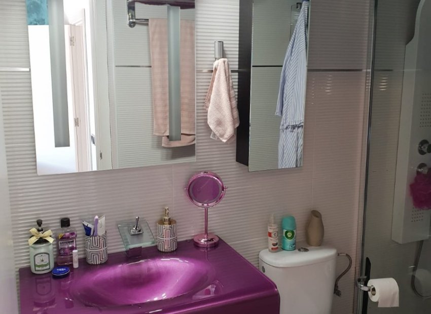 Resale - Villa - Alfas del Pí - Urbanizaciones