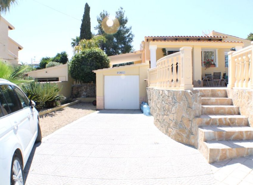 Resale - Villa - Alfas del Pí - Urbanizaciones