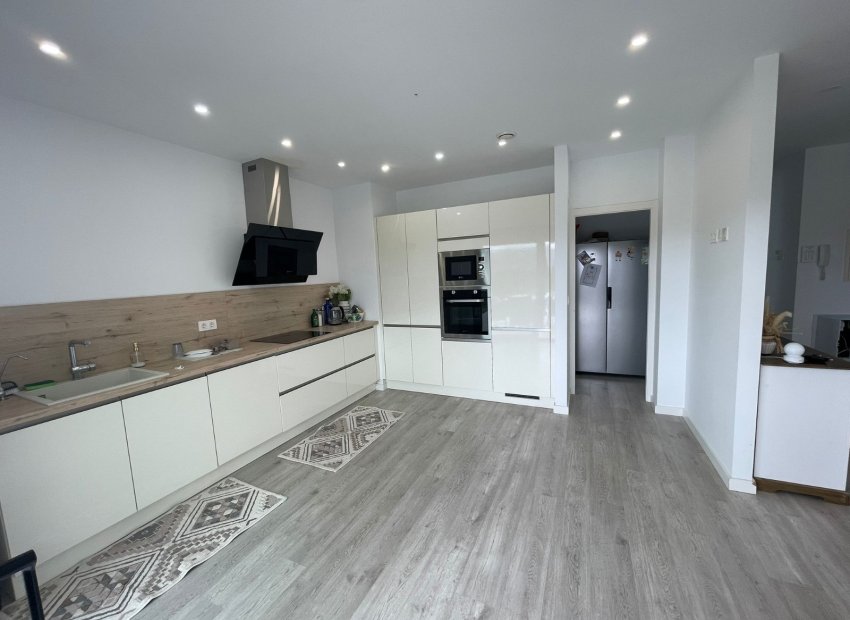 Resale - Villa - Alfas del Pí