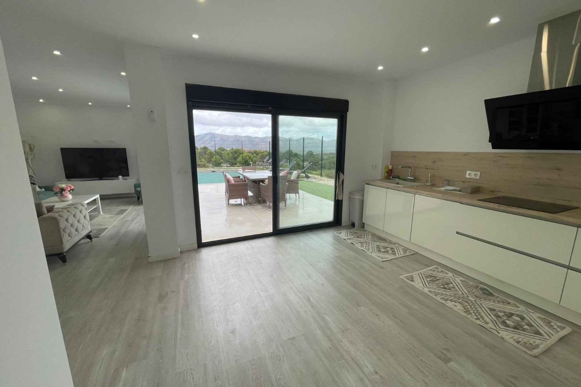 Resale - Villa - Alfas del Pí