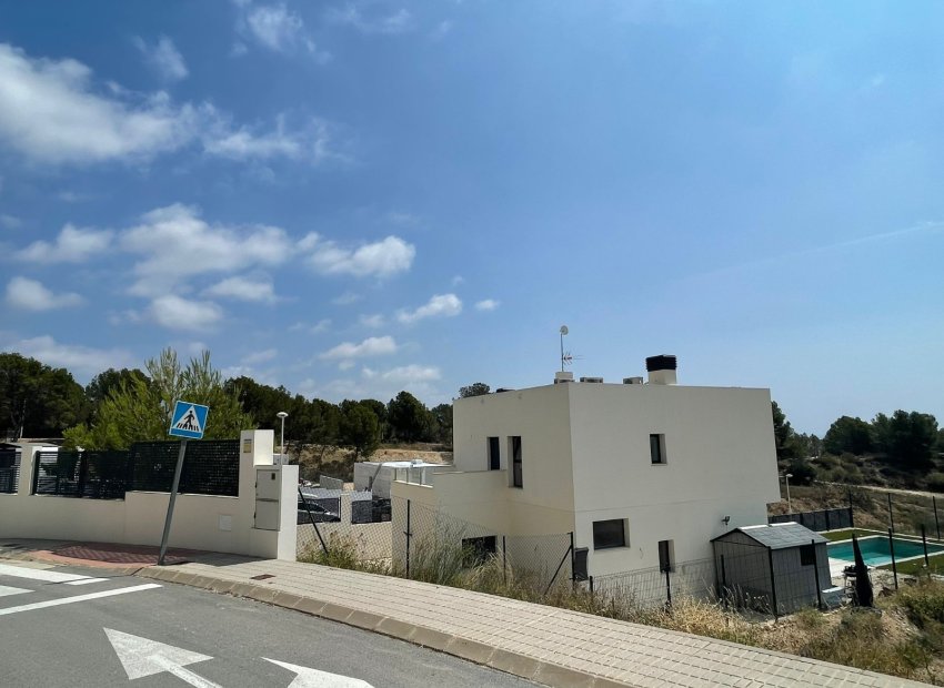 Resale - Villa - Alfas del Pí