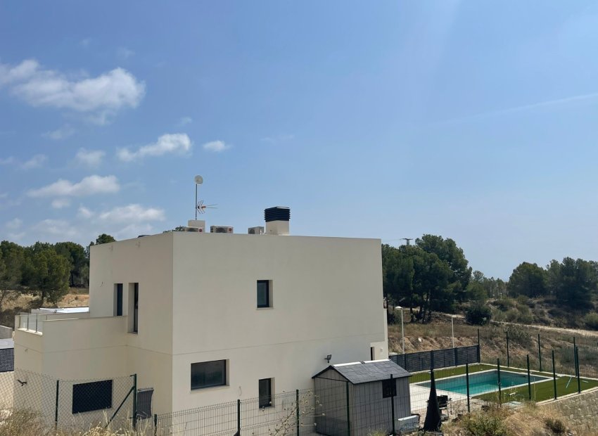 Resale - Villa - Alfas del Pí
