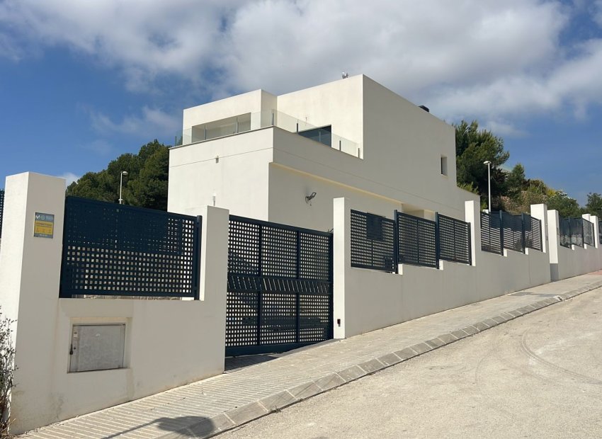 Resale - Villa - Alfas del Pí
