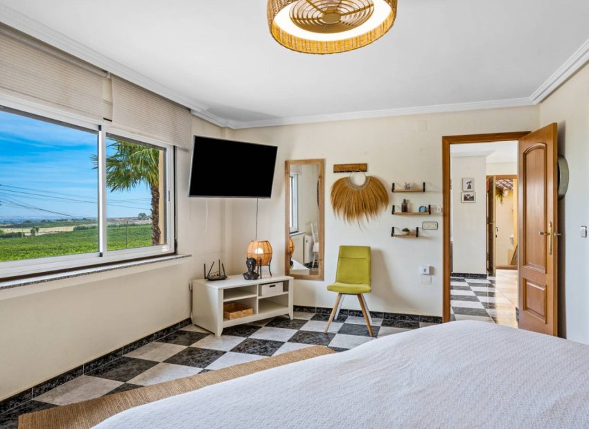 Resale - Villa - Algorfa - Castillo de montemar