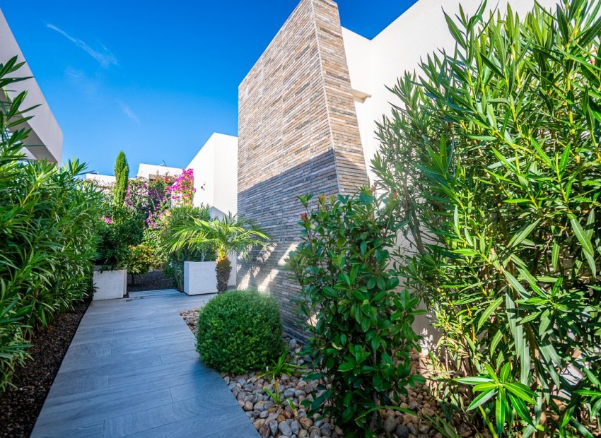 Resale - Villa - Algorfa - LA FINCA GOLF / ALGORFA