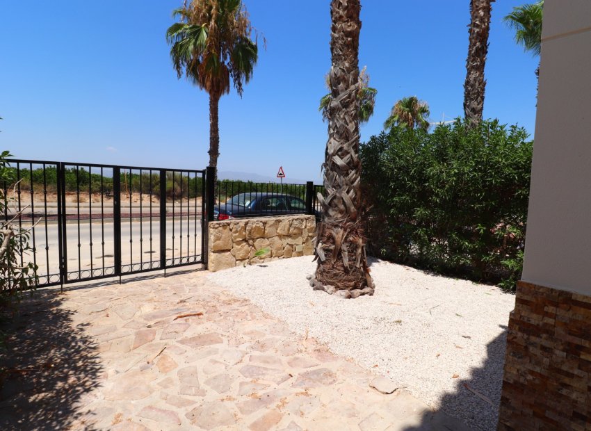 Resale - Villa - Algorfa - La Finca Golf Resort