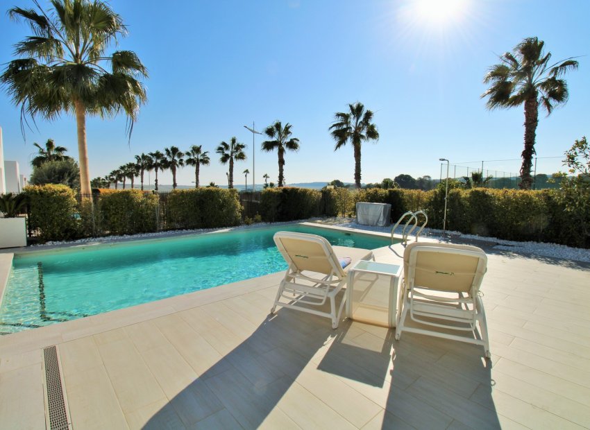 Resale - Villa - Algorfa - La finca Golf