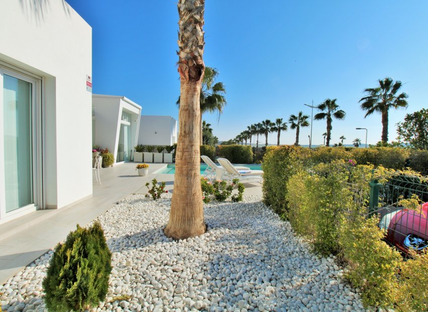 Resale - Villa - Algorfa - La finca Golf