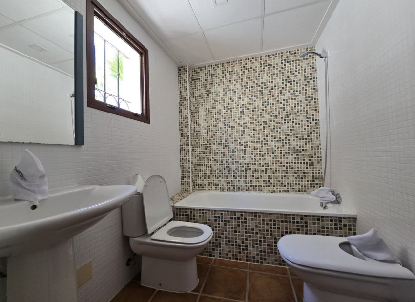 Resale - Villa - Algorfa - La finca Golf