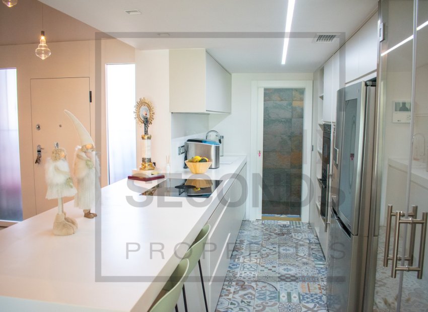 Resale - Villa - Algorfa - La finca Golf