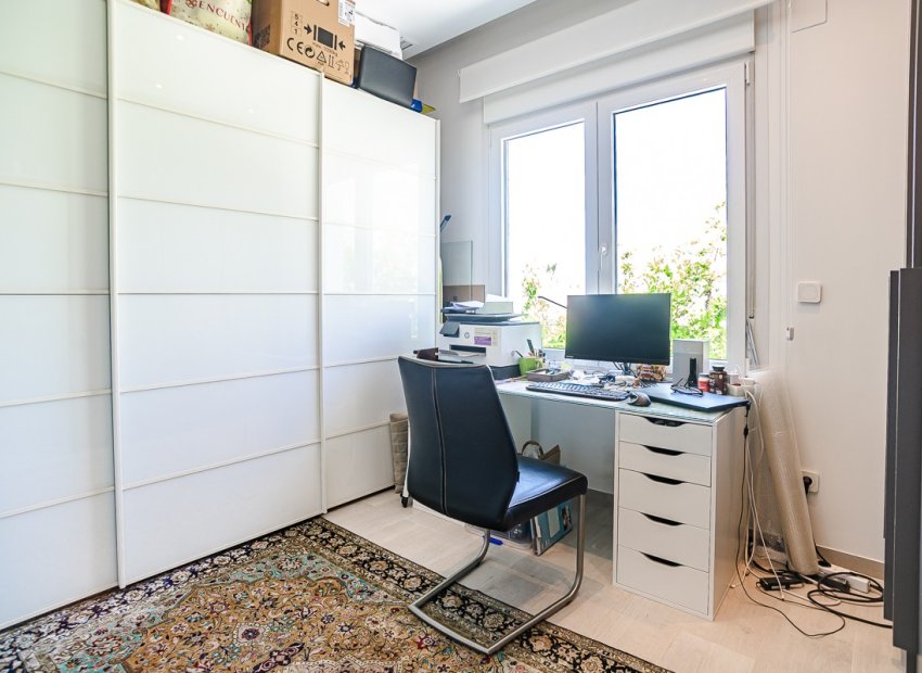 Resale - Villa - Algorfa - La finca Golf