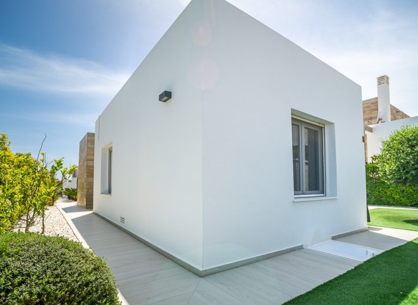 Resale - Villa - Algorfa - La finca Golf