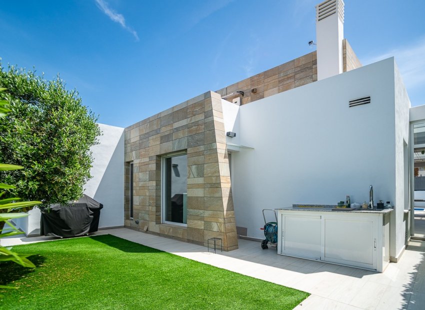 Resale - Villa - Algorfa - La finca Golf