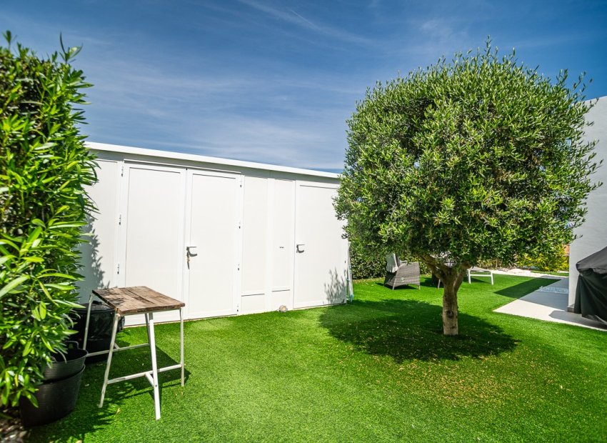 Resale - Villa - Algorfa - La finca Golf
