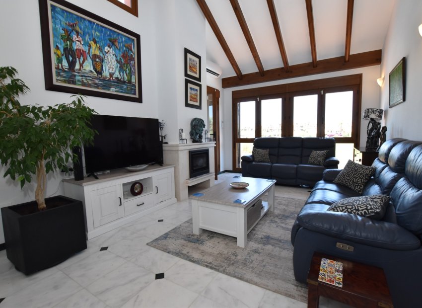 Resale - Villa - Algorfa - La finca Golf