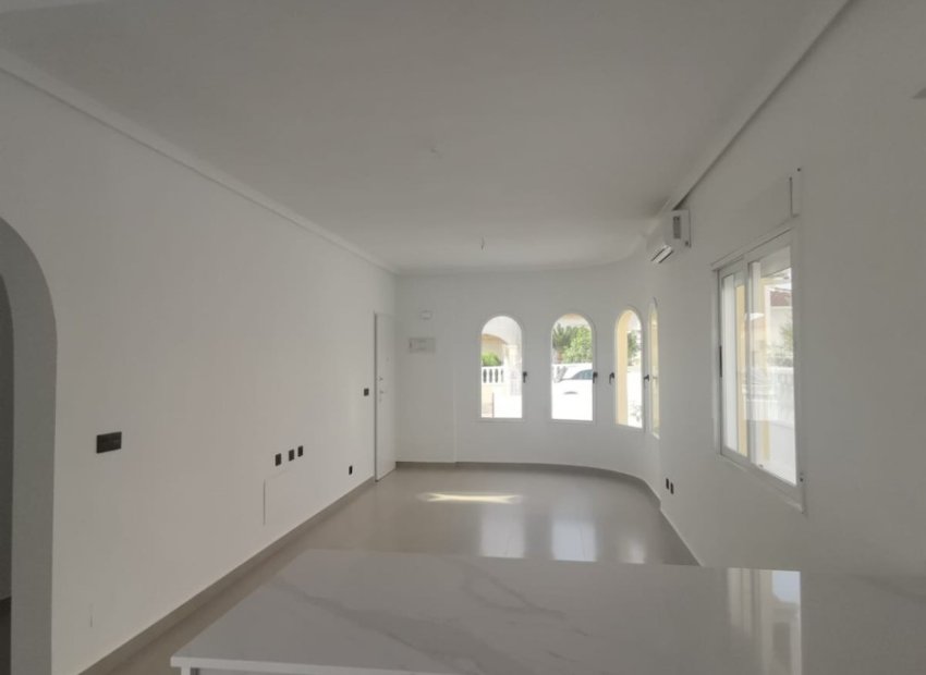 Resale - Villa - Algorfa - Lo Crispin