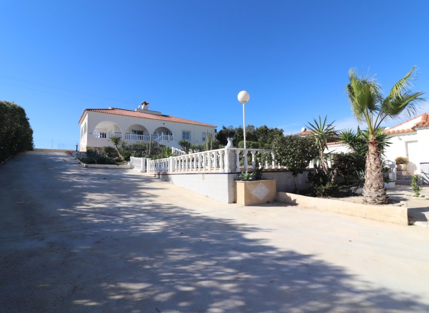 Resale - Villa - Algorfa - Lomas de La Juliana