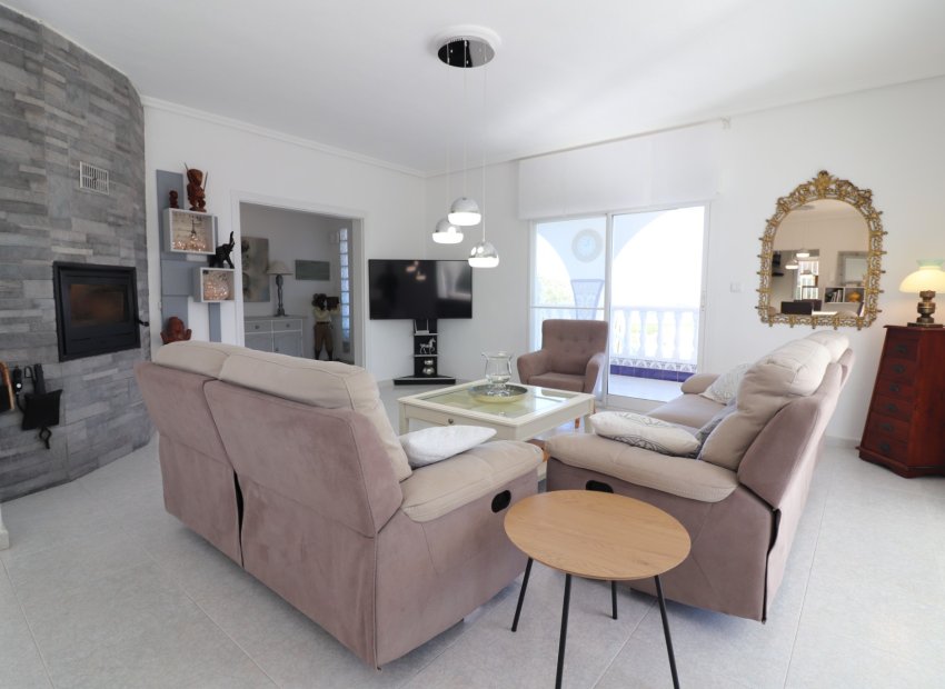 Resale - Villa - Algorfa - Lomas de La Juliana